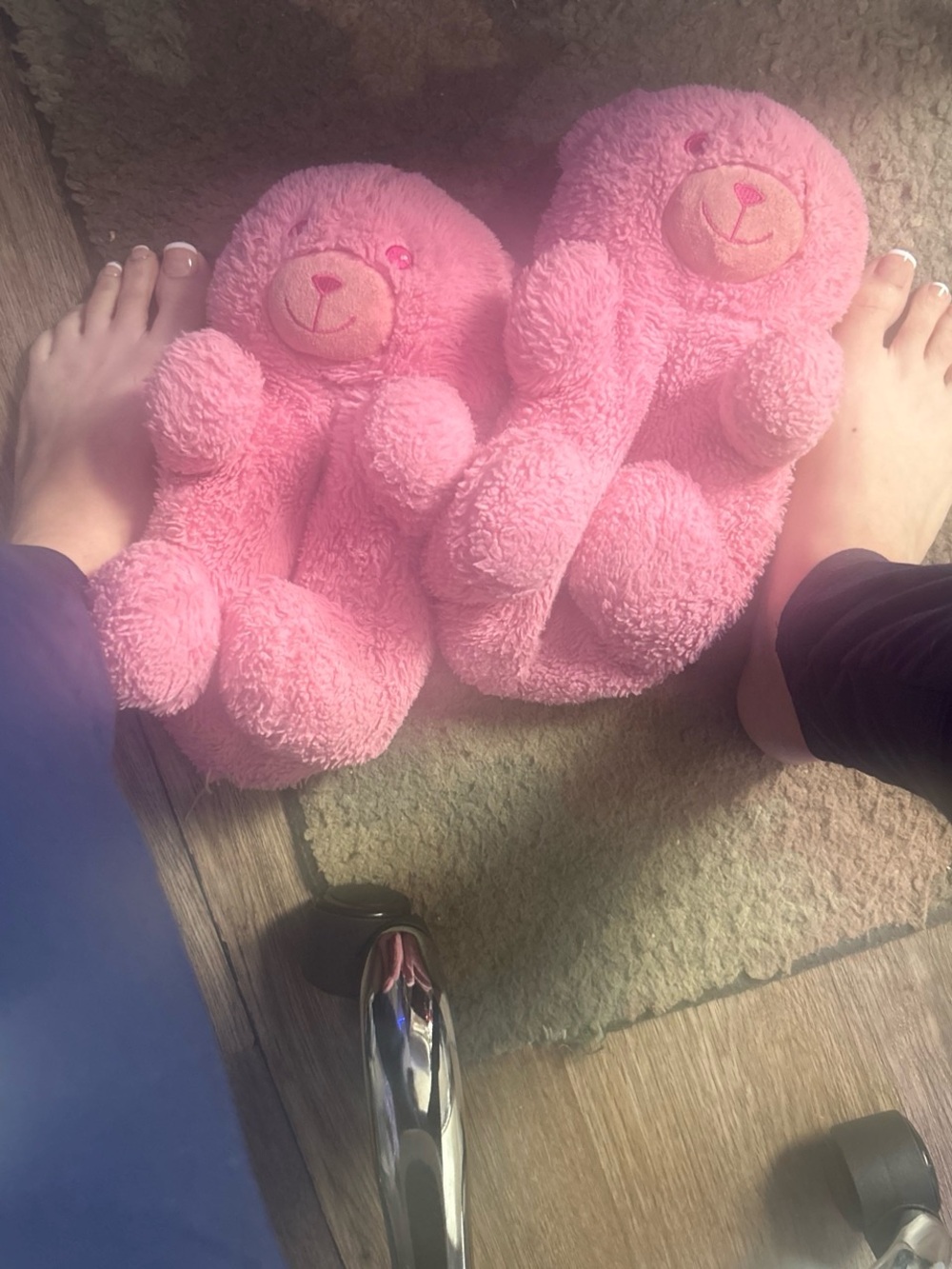 slippers